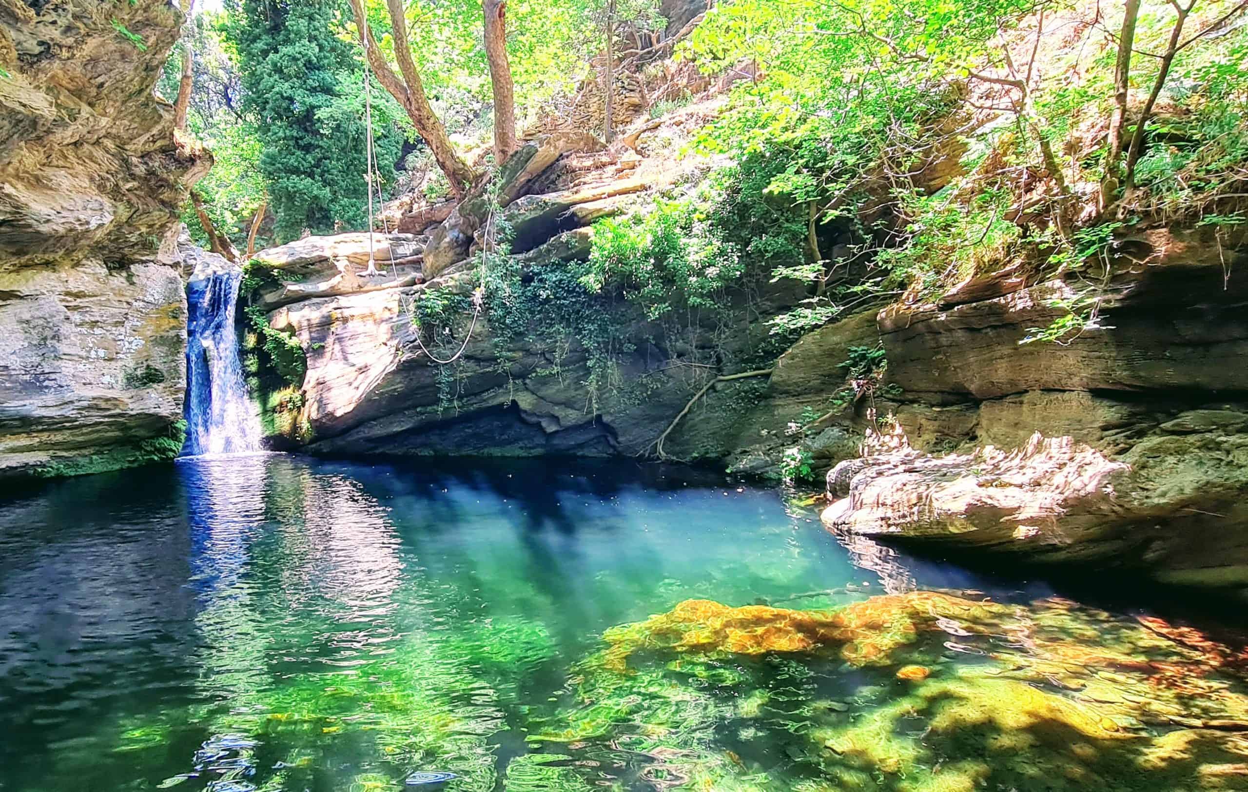 Rivertrekking Andros Gerolimni Waterval